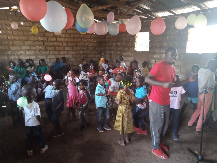 Wañ kcimbaty kin Glack Naísna